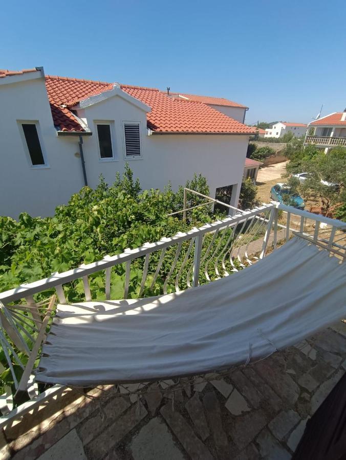 Tribunj Apartmani Esterno foto