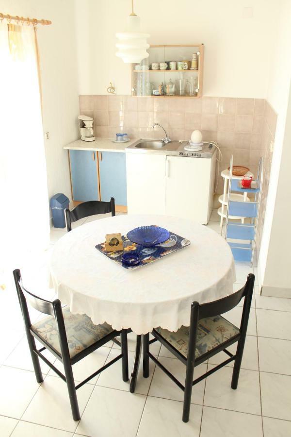 Tribunj Apartmani Esterno foto