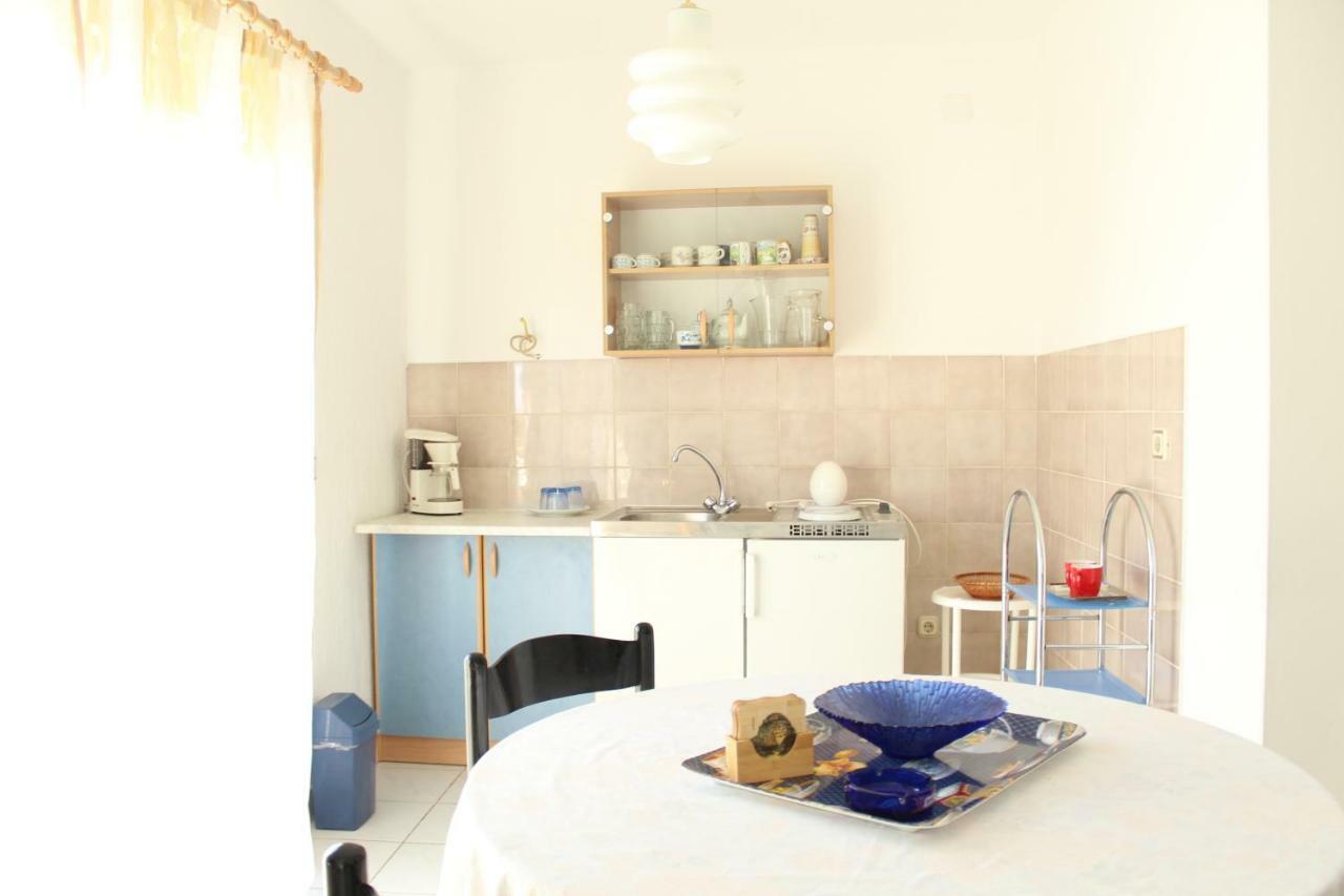 Tribunj Apartmani Esterno foto