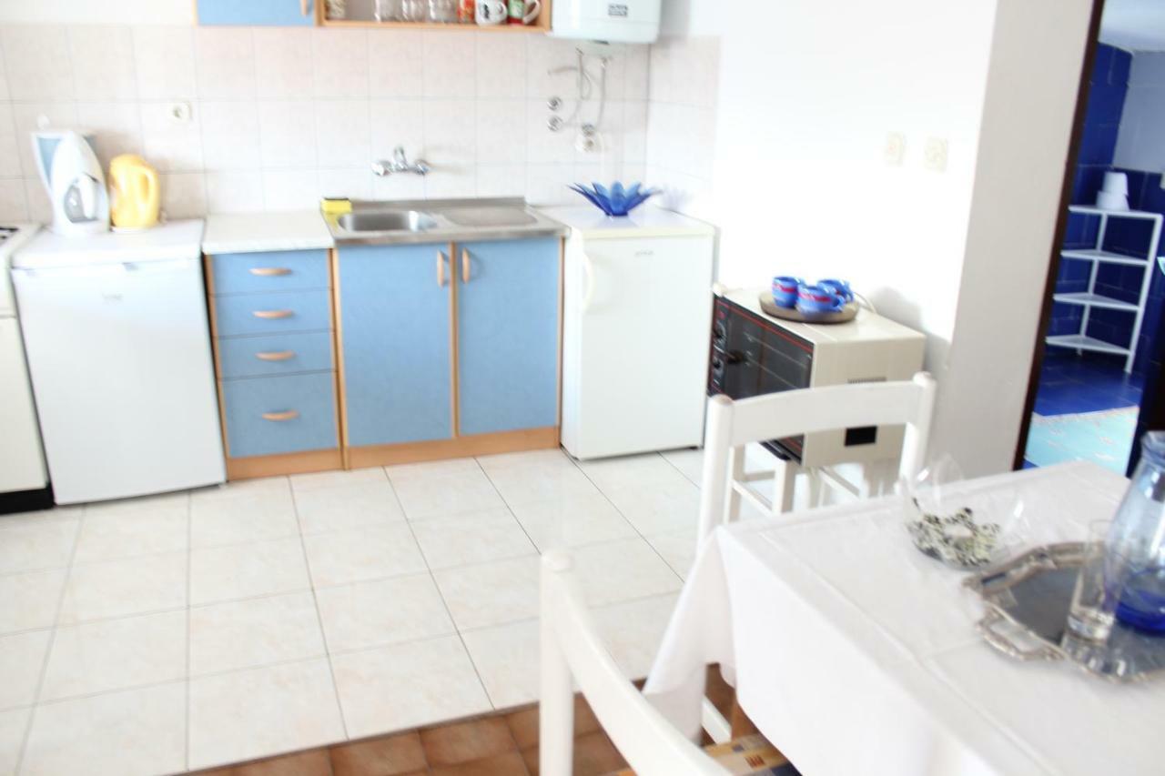 Tribunj Apartmani Esterno foto