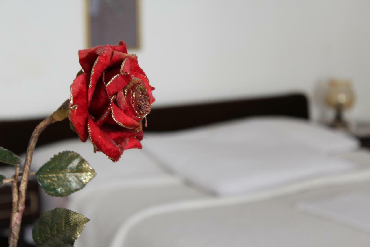Tribunj Apartmani Esterno foto