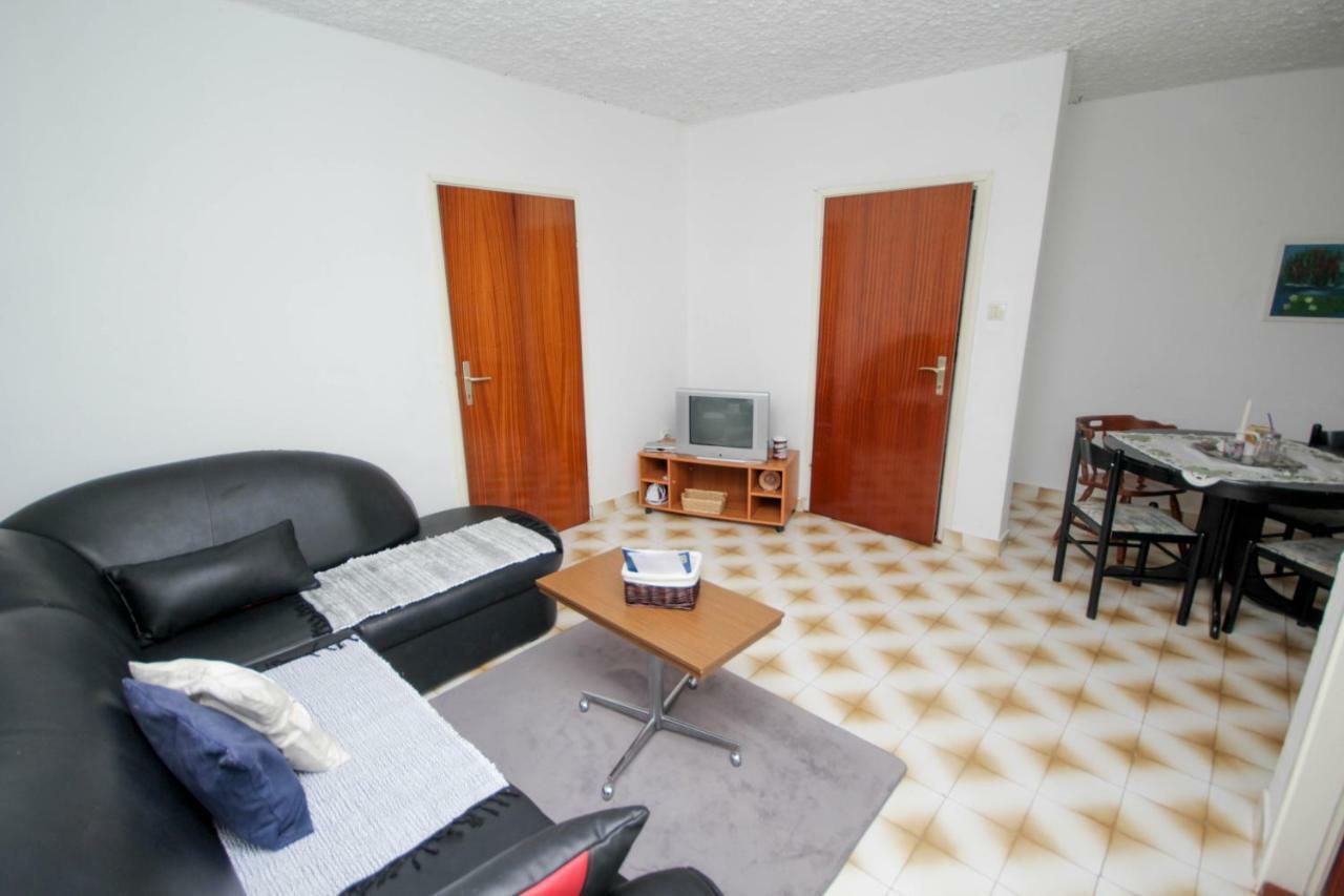 Tribunj Apartmani Esterno foto